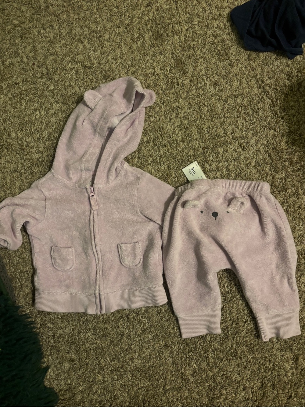 Carter’s purple bear track suit size 3M